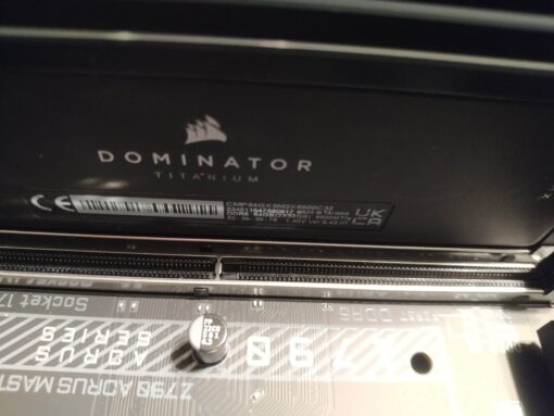GIGABYTE Z790 AORUS Master X + Intel i9-14900KS + Corsair Dominator RAM 64GB DDR5 [Gebraucht]