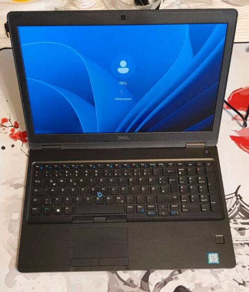 Refurbished Dell Latitude 5590, Intel i5, 16GB RAM, 512GB SSD, Win11 + Office 2019