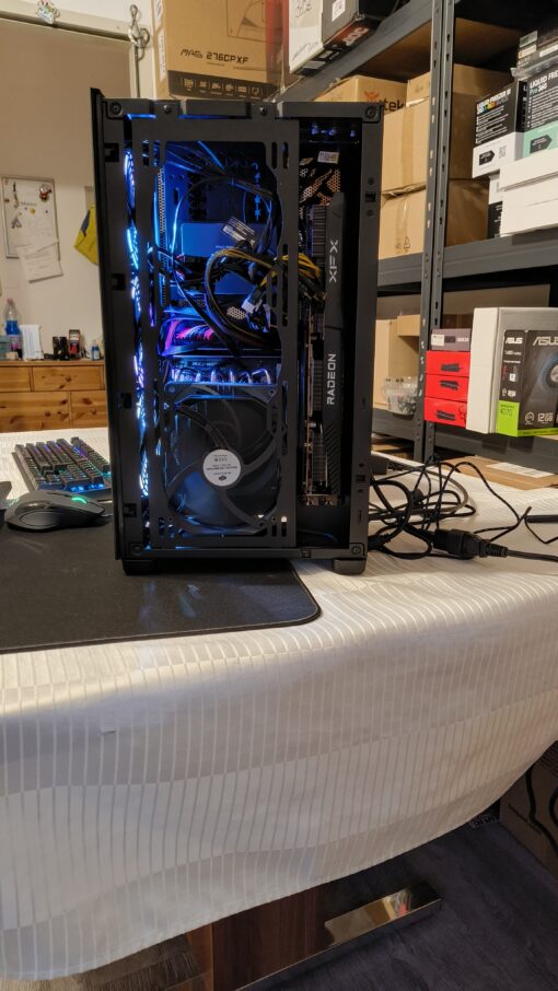Zerry D2000 Gentleman Gaming PC Set mit RX 6700 10GB